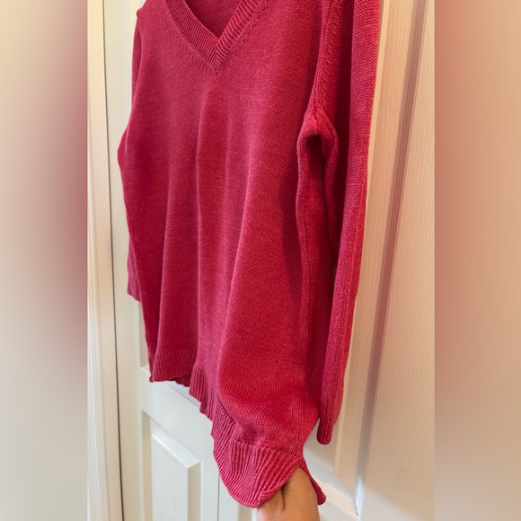 Talbots 100% linen Vibrant Pink V-Neck Sweater(L) - Picture 5 of 6